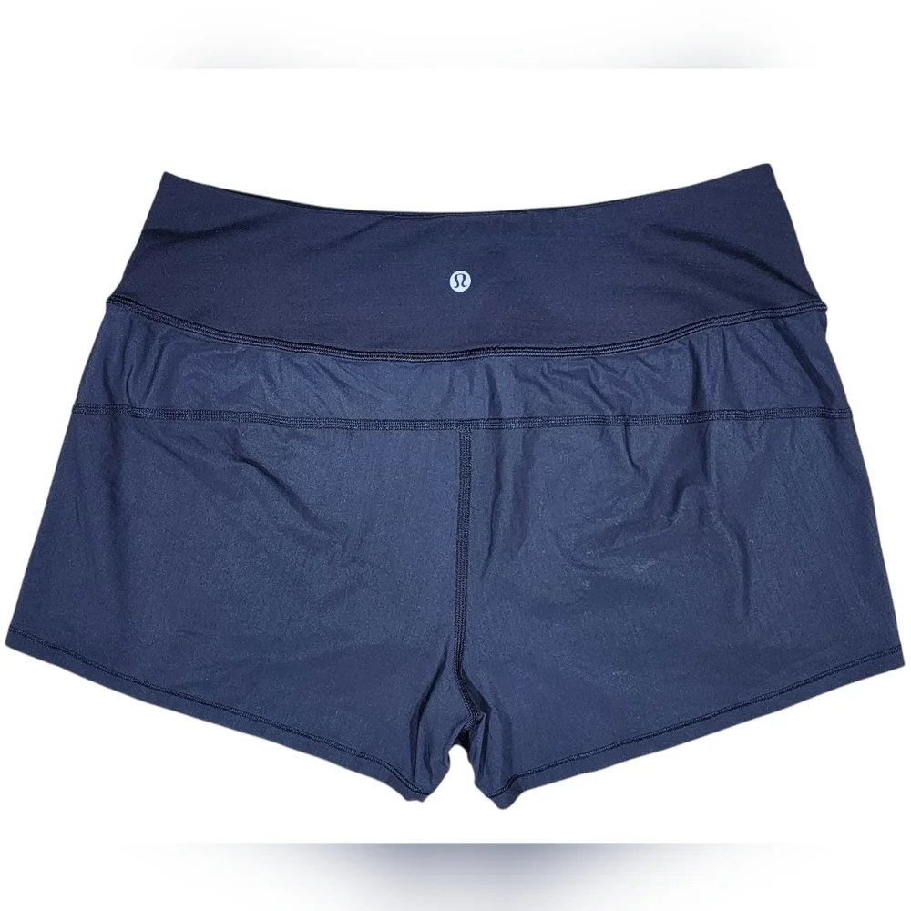 Lululemon Cinch and Stretch Short 2.5